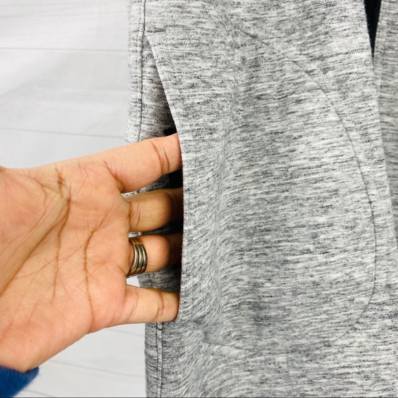 Lululemon  Insculpt Reversible Vest - Picture 9 of 12